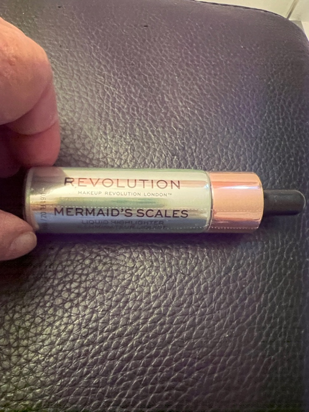 REVOLUTION MERMAID’S SCALES HIGHLIGHTER - Picture 3 of 3